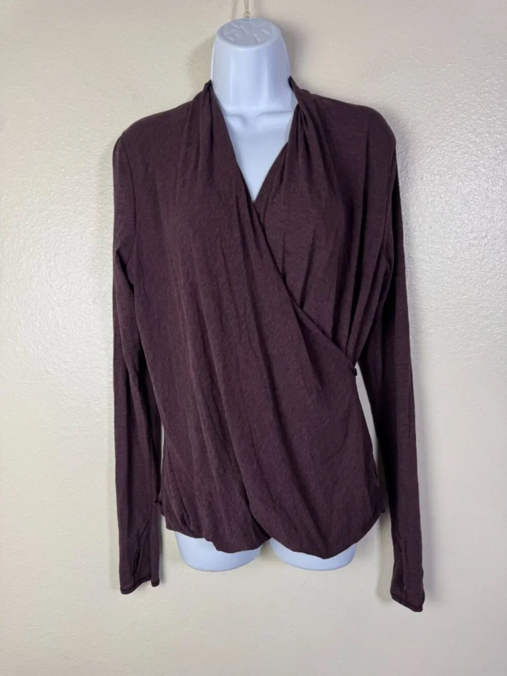 Lululemon Faux Wrap Long Sleeve Purple Top Women Size 6 Stretch Burgundy relaxed